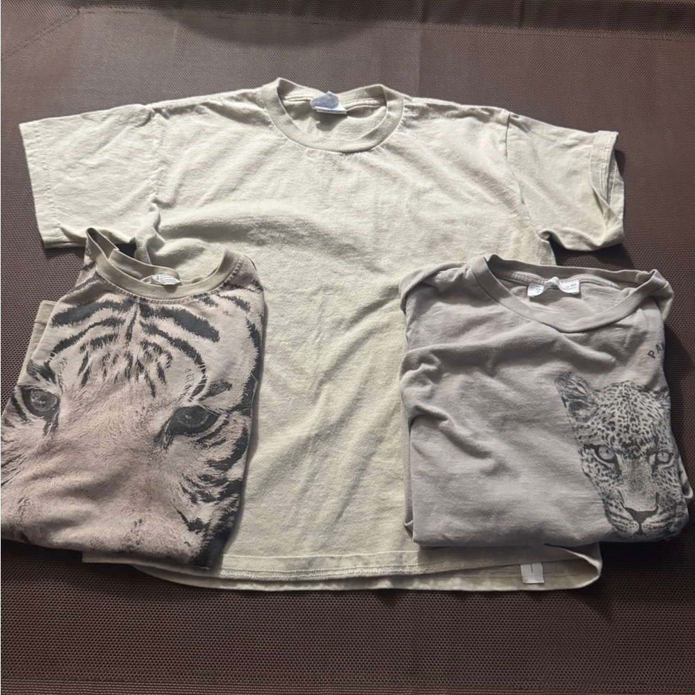 Lot of 3 Kids Beige Animal Print T-Shirts medium 8 to 10